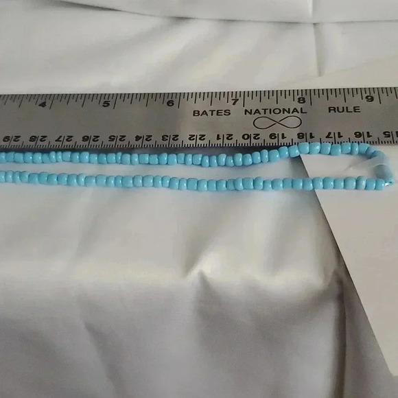 Fashion short necklace - Picture 3 of 3